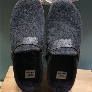 Earth Origins Janet Clog